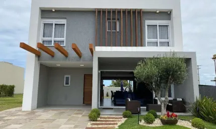 Casa em Condomínio 4 dormitórios à venda Atlântida Sul Xangri-Lá/RS