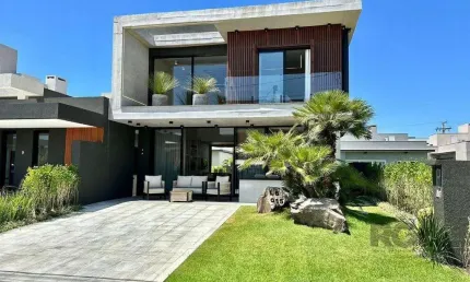 Casa em Condomínio 4 dormitórios à venda Centro Xangri-Lá/RS
