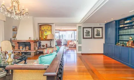 Apartamento com 3 quartos à venda na Rua André Puente, 344, Independência, Porto Alegre