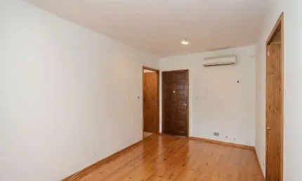 Vende-se apartamento com 2 quartos(1 suíte) e 68m² - Petrópolis