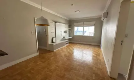 Vende-se apartamento 3 quartos, dependencia completa - 83m² - Bom fim