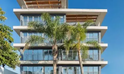 APARTAMENTO 2D A VENDA, NA HUGO RIBEIRO - MENINO DEUS.