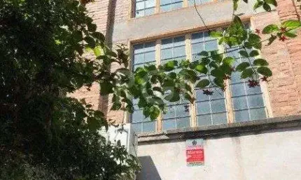 Prédio à venda na Rua Plácido de Castro, 150, Azenha, Porto Alegre