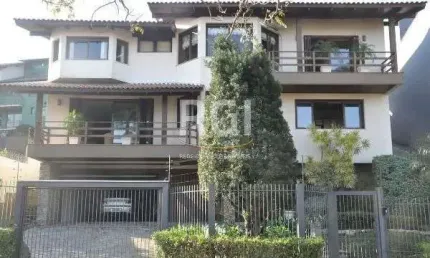 Casa para Venda - 408.74m², 5 dormitórios, sendo 2 suites, 3 vagas - São Caetano