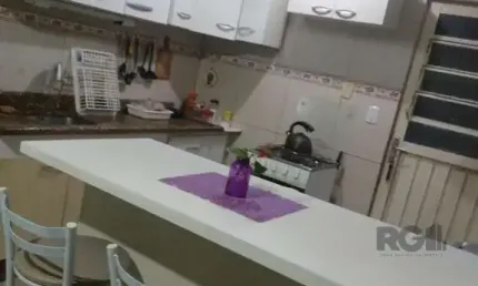 CASA 2 DORMITÓRIOS, 2 VAGAS DE GARAGEM, BAIRRO RESTINGA, PORTO ALEGRE/RS