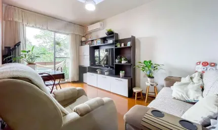 APARTAMENTO 1 DORMITÓRIO, SACADA, 1 VAGA - BAIRRO SÃO SEBASTIÃO