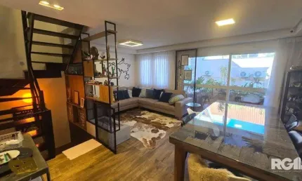 Casa em condomínio, com 3 dormitórios, sendo 1 suíte, 2 vagas, no bairro Pedra R