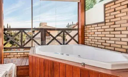 Casa com 2 quartos à venda na Avenida Karl Iwers, 252, Jardim Itu Sabará, Porto Alegre