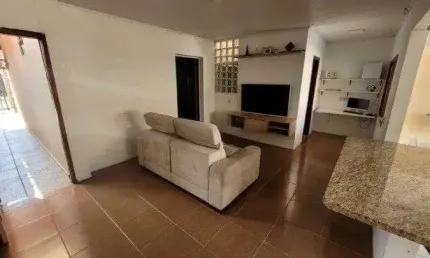 Casa / 3 quartos / 1 suíte / 2 vagas / jardim algarve / alvorada / rs
