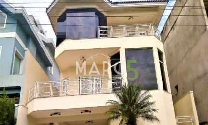 Casa em condomínio fechado com 4 quartos à venda na Rua Pedra da Lua, Arujá 5, Arujá, 700 m2 por R$ 3.200.000