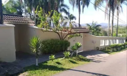 Chácara / sítio com 5 quartos à venda na Rua dos Cedros, Parque dos Jacarandás, Arujá, 560 m2 por R$ 2.200.000
