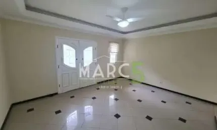 Casa em condomínio fechado com 3 quartos para alugar na Rua Berilo, Arujá 5, Arujá, 210 m2 por R$ 7.000