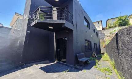 Sala comercial com 8 salas à venda na Rua Maranhão, Jardim Planalto, Arujá, 330 m2 por R$ 1.500.000