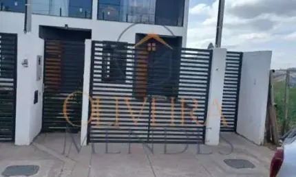 Excelente casa com 2 quartos, com piscina e quintal- Pq Independência - CA410