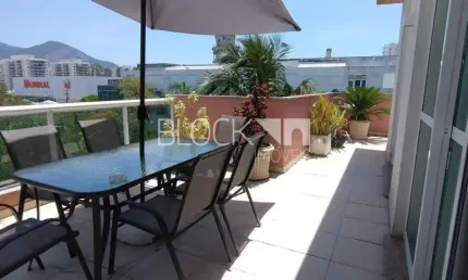 Recreio dos Bandeirantes | Cobertura 2 quartos, sendo 2 suites