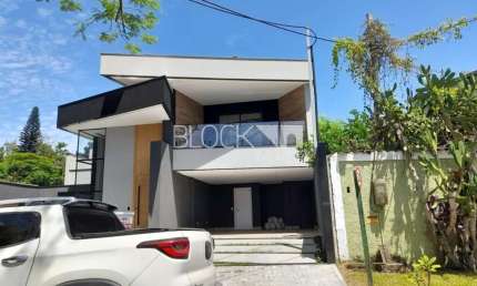 Vargem Grande | Casa de Condomínio 3 quartos, sendo 1 suite