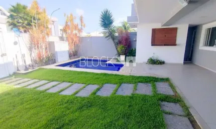 Recreio dos Bandeirantes | Casa de Condomínio 5 quartos, sendo 4 suites