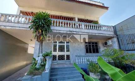 Casa com 3 quartos à venda na Estrada do Engenho Velho, --, Taquara, Rio de Janeiro