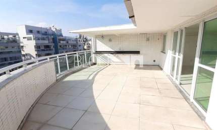 Recreio dos Bandeirantes | Cobertura 4 quartos, sendo 4 suites