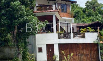 Freguesia (Jacarepaguá) | Casa de Condomínio 3 quartos, sendo 2 suites