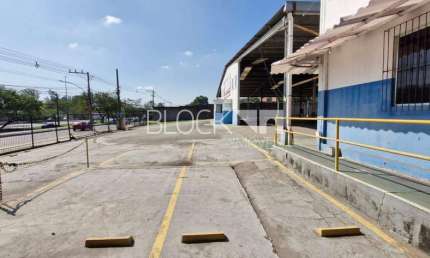 Barracão / Galpão / Depósito à venda na Avenida Brasil, --, Bangu, Rio de Janeiro
