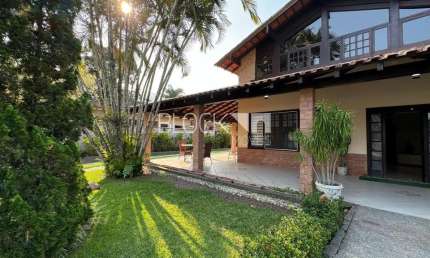 Vargem Grande | Casa de Condomínio 5 quartos, sendo 2 suites