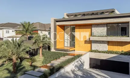 Barra da tijuca | casa de condomínio 5 quartos, sendo 5 suites