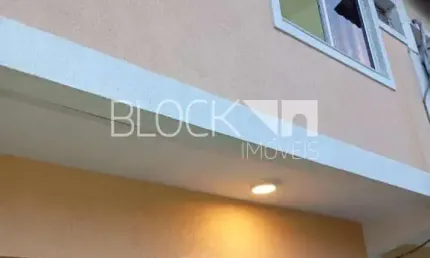 Jacarepaguá | casa de condomínio 2 quartos, sendo 2 suites