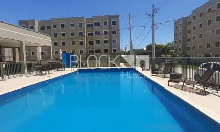 Apartamento com 2 quartos para alugar na Rua Alões, --, Guaratiba, Rio de Janeiro