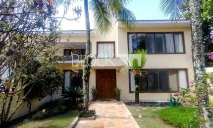 Recreio dos Bandeirantes | Casa de Condomínio 5 quartos, sendo 3 suites
