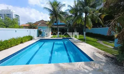 Recreio dos Bandeirantes | Casa de Condomínio 4 quartos, sendo 4 suites