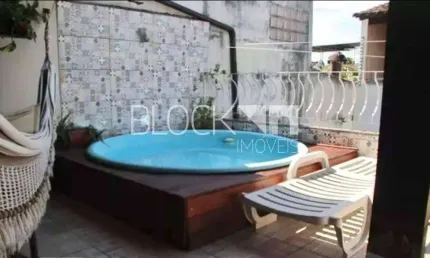 Casa com 2 quartos à venda na Rua Paturi, --, Tanque, Rio de Janeiro