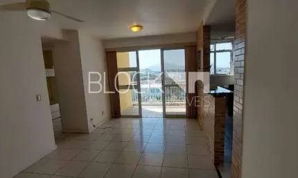 Recreio dos bandeirantes | apartamento 2 quartos, sendo 1 suite