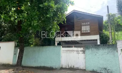 Freguesia (Jacarepaguá) | Casa 5 quartos, sendo 2 suites