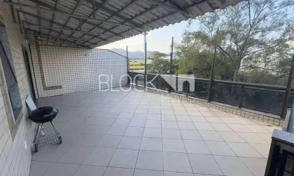 Recreio dos Bandeirantes | Cobertura 4 quartos, sendo 1 suite