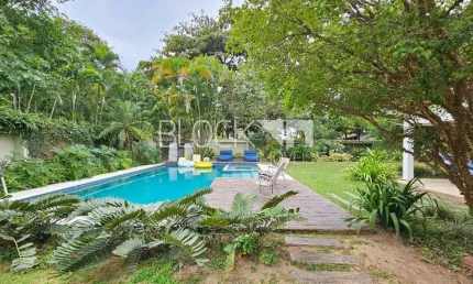 Barra da tijuca | casa de condomínio 5 quartos, sendo 3 suites
