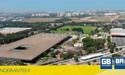 Barracão / Galpão / Depósito para alugar na Estrada dos Bandeirantes, --, Taquara, Rio de Janeiro