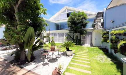 Recreio dos Bandeirantes | Casa de Condomínio 5 quartos, sendo 5 suites