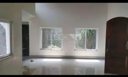 Jacarepaguá | Casa de Condomínio 4 quartos, sendo 1 suite
