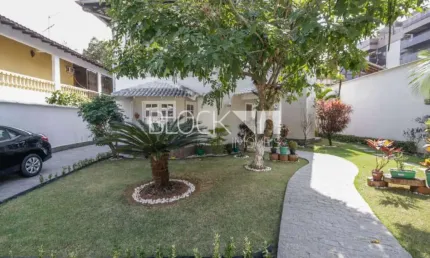 Barra da Tijuca | Casa de Condomínio 4 quartos, sendo 4 suites
