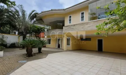 Barra da Tijuca | Casa de Condomínio 5 quartos, sendo 5 suites