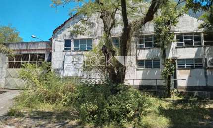 Barracão / Galpão / Depósito à venda na Estrada Das Pedrinhas - São Gonçalo, --, Amendoeira, São Gonçalo