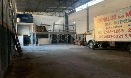 Barracão / Galpão / Depósito para alugar na Rua Senador Alencar, --, São Cristóvão, Rio de Janeiro