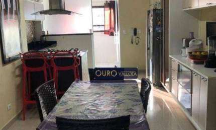 Apartamento com 3 quartos para alugar na Rua Benedito Francisco Oliveira, Vila Luis Antônio, Guarujá