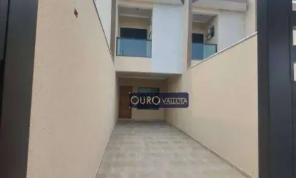 Sobrado com área gourmet com churrasqueira - so 230506r