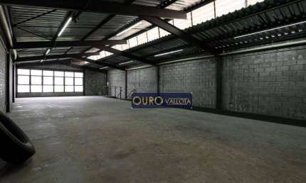 GALPÃO NO CENTRO DO PARQUE SÃO LUCAS / 674m² PARA LOCAÇÃO
