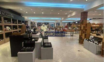Prédio para alugar na Avenida Thomas Edison, Barra Funda, São Paulo