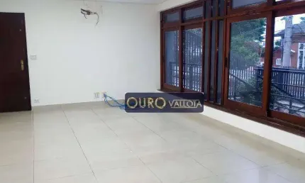 Casa com 3 quartos para alugar na Rua Campos Novos, Vila Zelina, São Paulo