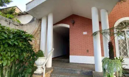 Casa com 3 dormitórios à venda, 350 m² - R$ 2.100.000,00