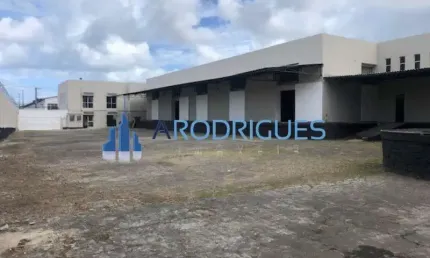 Galpão Comercial para Locação em Porto Seco Pirajá, Salvador-BA: Moderno e Espaçoso